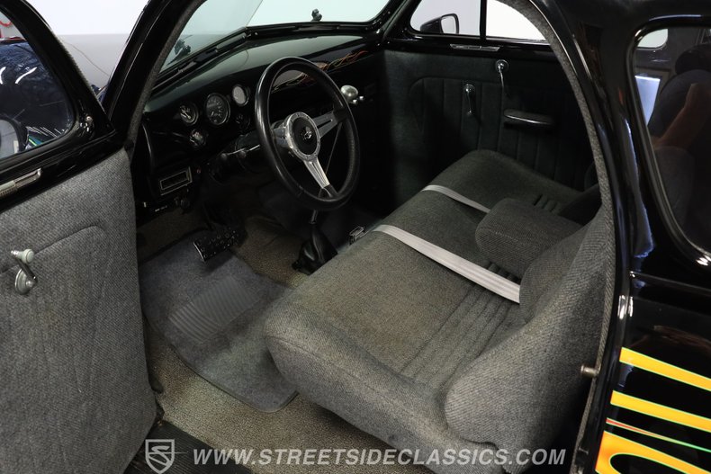 Chevrolet-Stylemaster-1947-Black-Gray-15