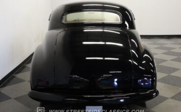 Chevrolet-Stylemaster-1947-Black-Gray-2
