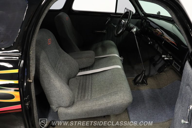 Chevrolet-Stylemaster-1947-Black-Gray-48