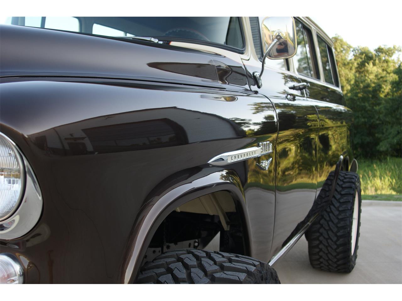 Chevrolet-Suburban-1955-Brown-Tan-27