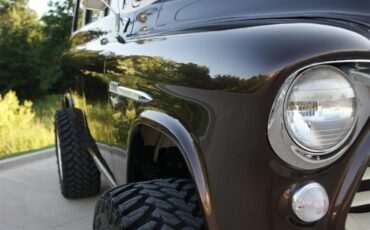 Chevrolet-Suburban-1955-Brown-Tan-31