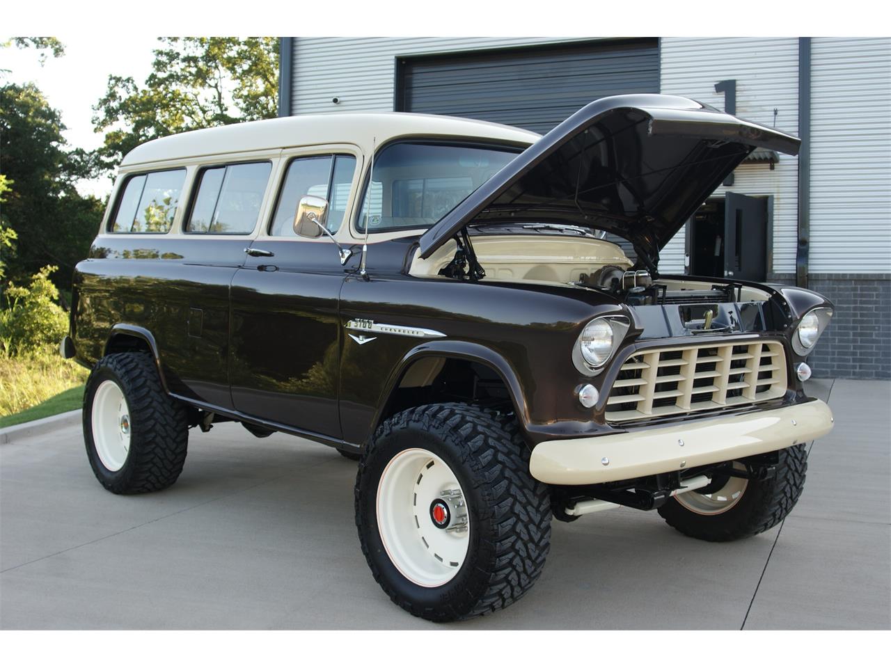 Chevrolet-Suburban-1955-Brown-Tan-35