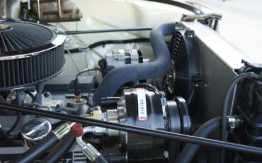 Chevrolet-Suburban-1955-Brown-Tan-37