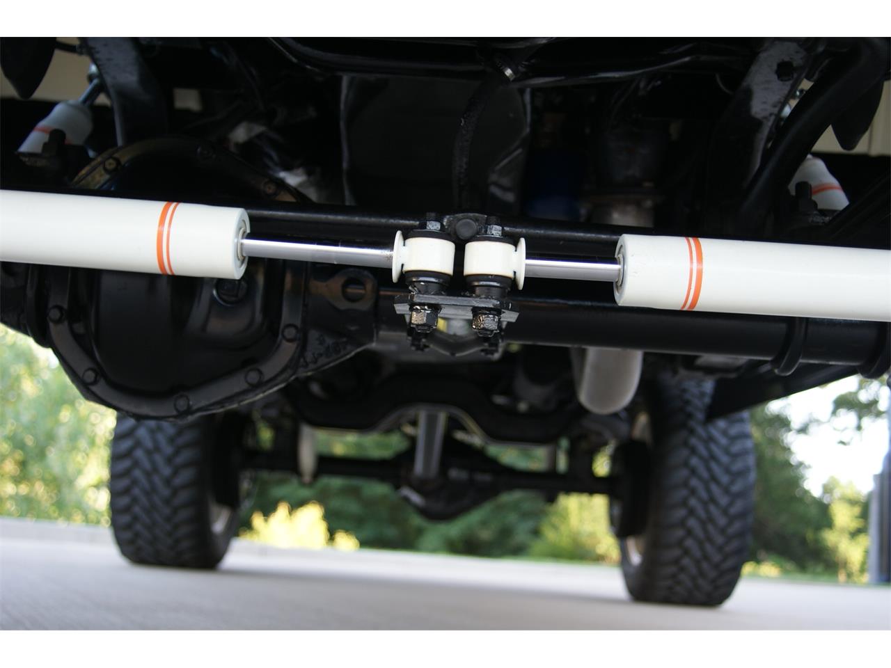 Chevrolet-Suburban-1955-Brown-Tan-38