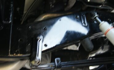 Chevrolet-Suburban-1955-Brown-Tan-41