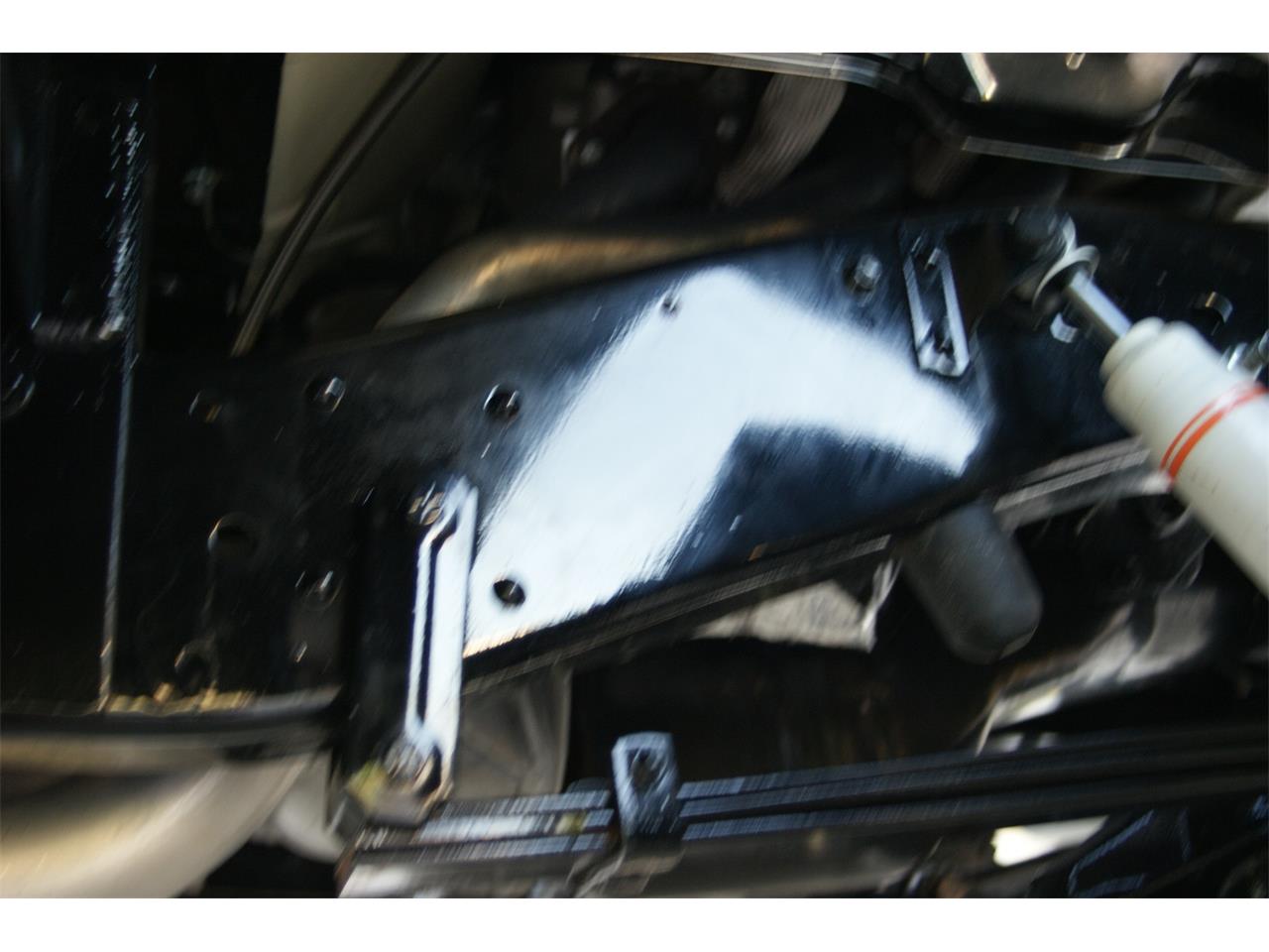 Chevrolet-Suburban-1955-Brown-Tan-41