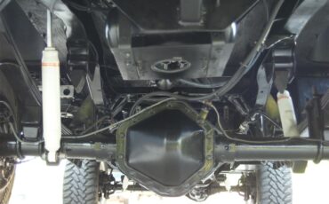 Chevrolet-Suburban-1955-Brown-Tan-44