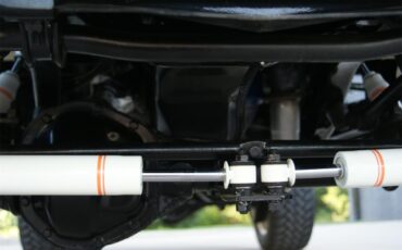 Chevrolet-Suburban-1955-Brown-Tan-45