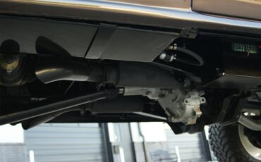 Chevrolet-Suburban-1955-Brown-Tan-47