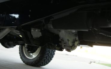 Chevrolet-Suburban-1955-Brown-Tan-48