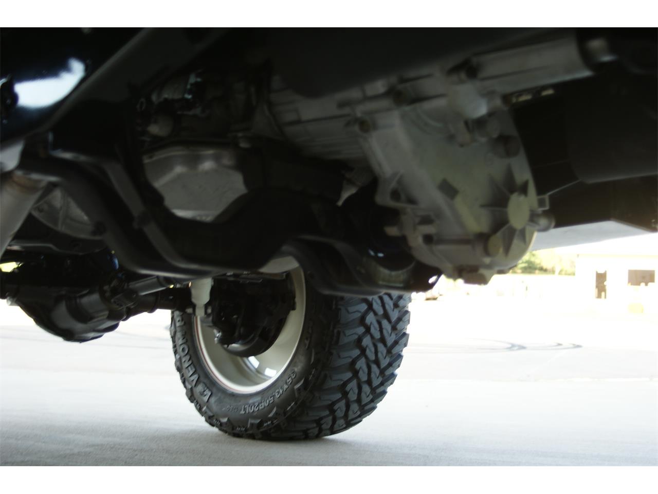 Chevrolet-Suburban-1955-Brown-Tan-49