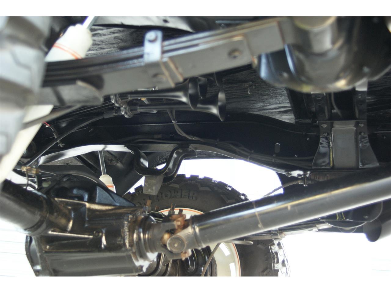 Chevrolet-Suburban-1955-Brown-Tan-9