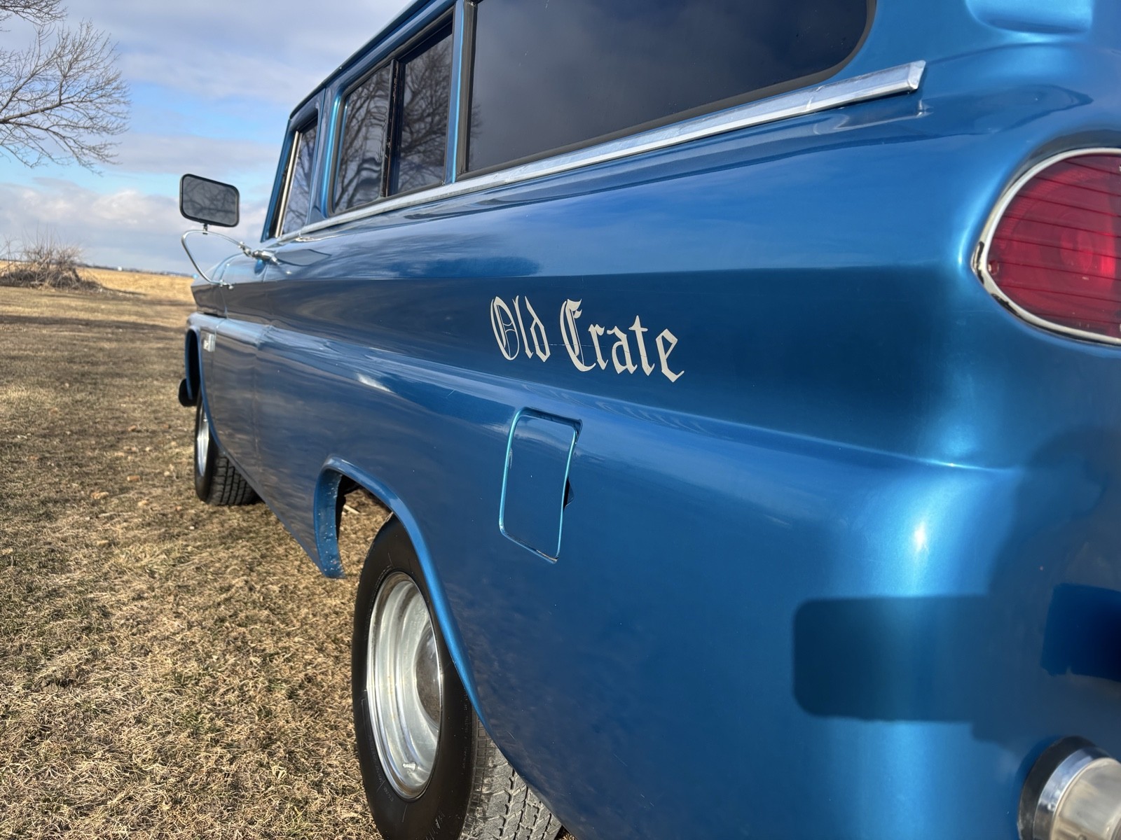 Chevrolet-Suburban-1965-SUV-10