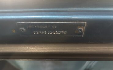 Chevrolet-Suburban-1965-SUV-23