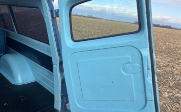 Chevrolet-Suburban-1965-SUV-24