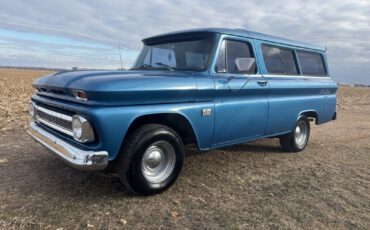 Chevrolet-Suburban-1965-SUV