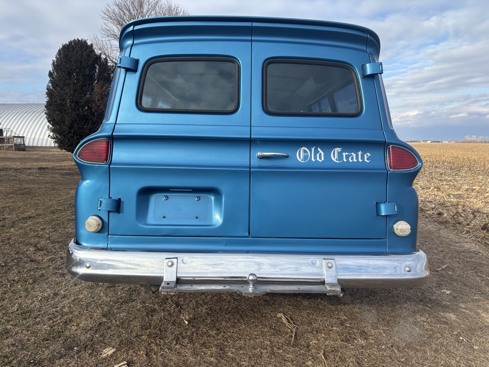 Chevrolet-Suburban-1965-SUV-4