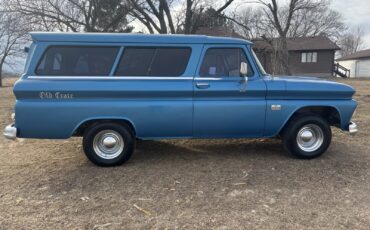 Chevrolet-Suburban-1965-SUV-6