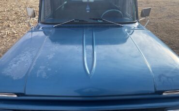 Chevrolet-Suburban-1965-SUV-8