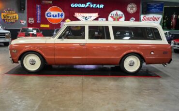 Chevrolet-Suburban-1969-Copper-Beige-1