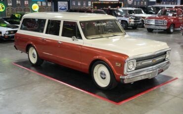 Chevrolet-Suburban-1969-Copper-Beige-22