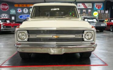 Chevrolet-Suburban-1969-Copper-Beige-31