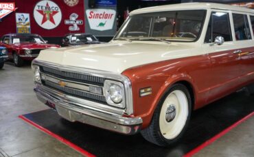Chevrolet-Suburban-1969-Copper-Beige-32