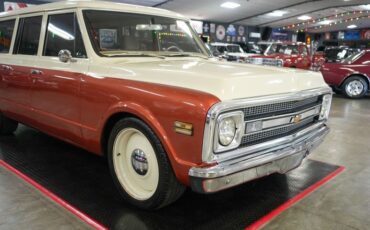 Chevrolet-Suburban-1969-Copper-Beige-33