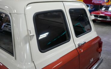 Chevrolet-Suburban-1969-Copper-Beige-40