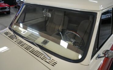 Chevrolet-Suburban-1969-Copper-Beige-47