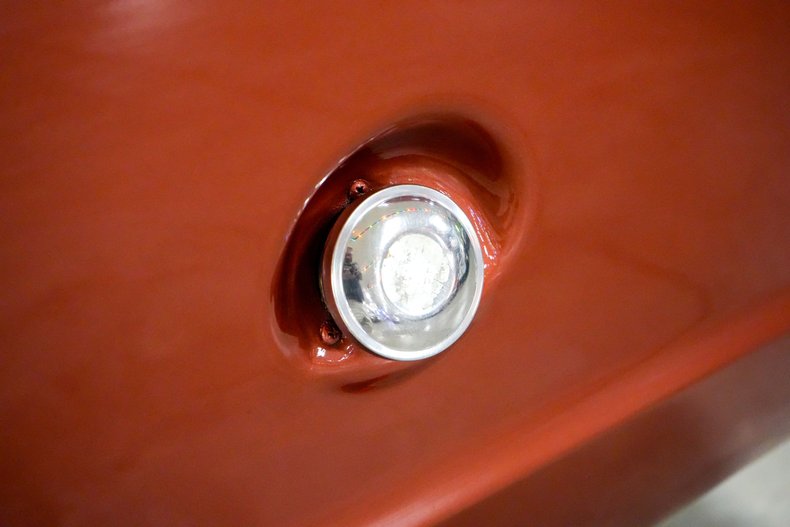 Chevrolet-Suburban-1969-Copper-Beige-6