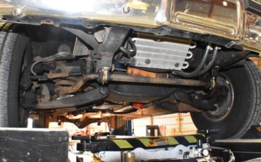 Chevrolet-Suburban-1989-SUV-31