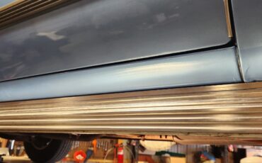 Chevrolet-Suburban-1989-SUV-36