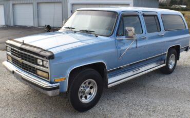 Chevrolet-Suburban-1989-SUV-4