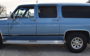 Chevrolet-Suburban-1989-SUV-6