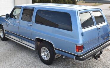 Chevrolet-Suburban-1989-SUV-7