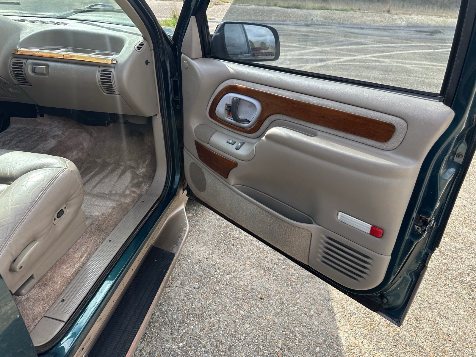 Chevrolet-Tahoe-1996-20