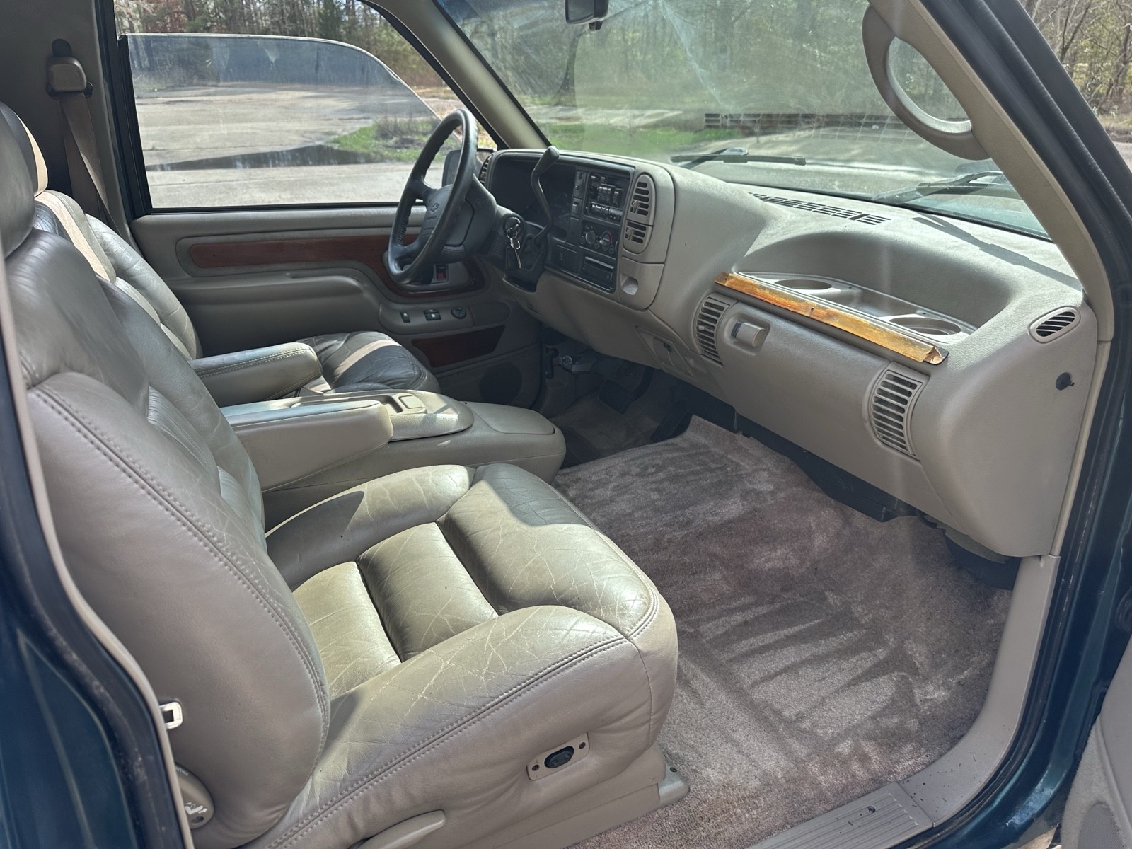 Chevrolet-Tahoe-1996-21