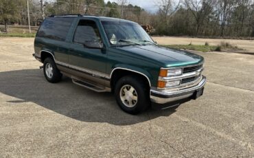 Chevrolet-Tahoe-1996-3