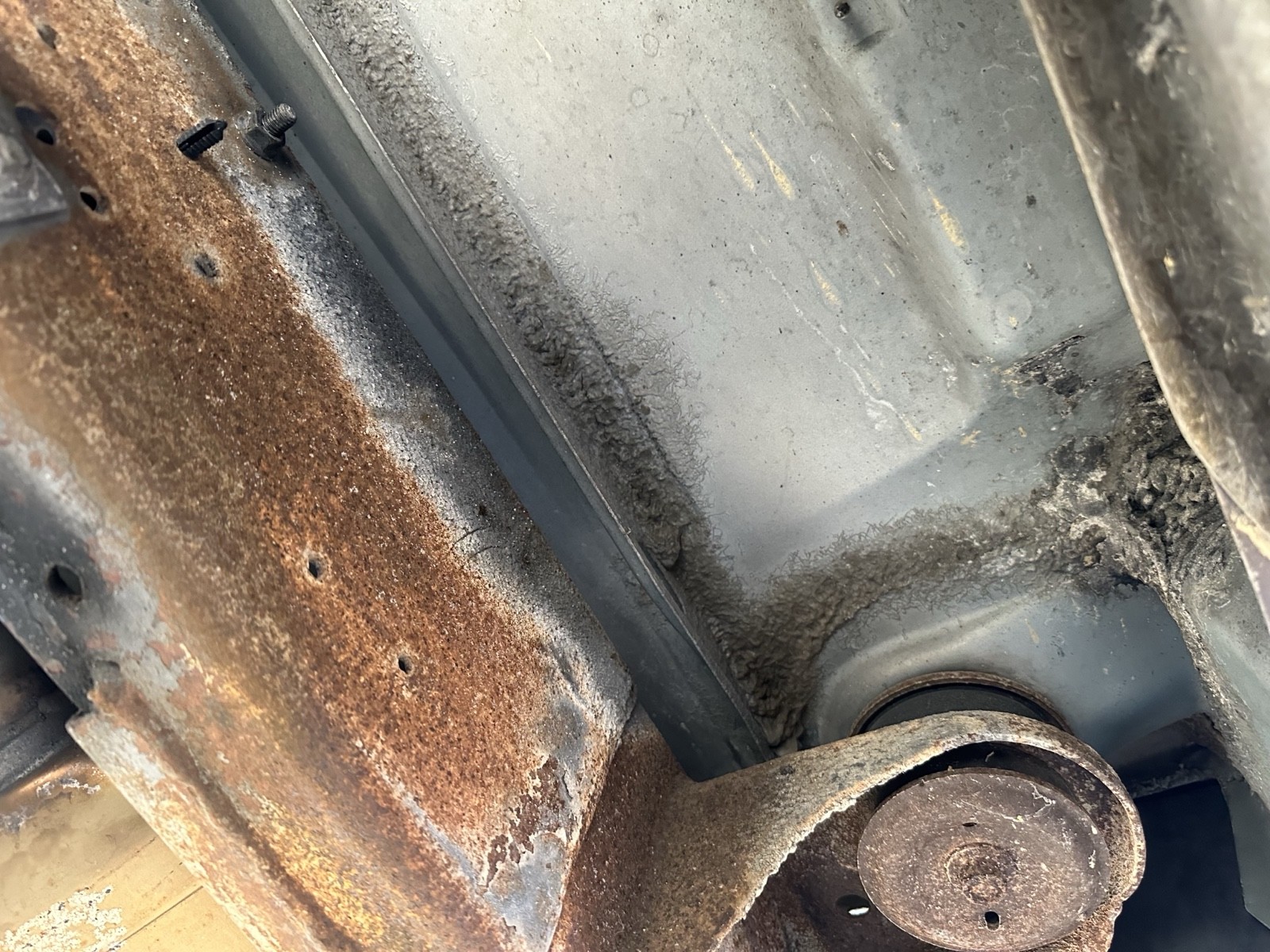 Chevrolet-Tahoe-1996-37