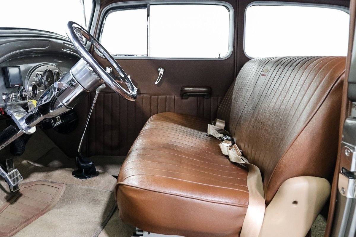 Chevrolet-Tudor-1934-Sedan-11