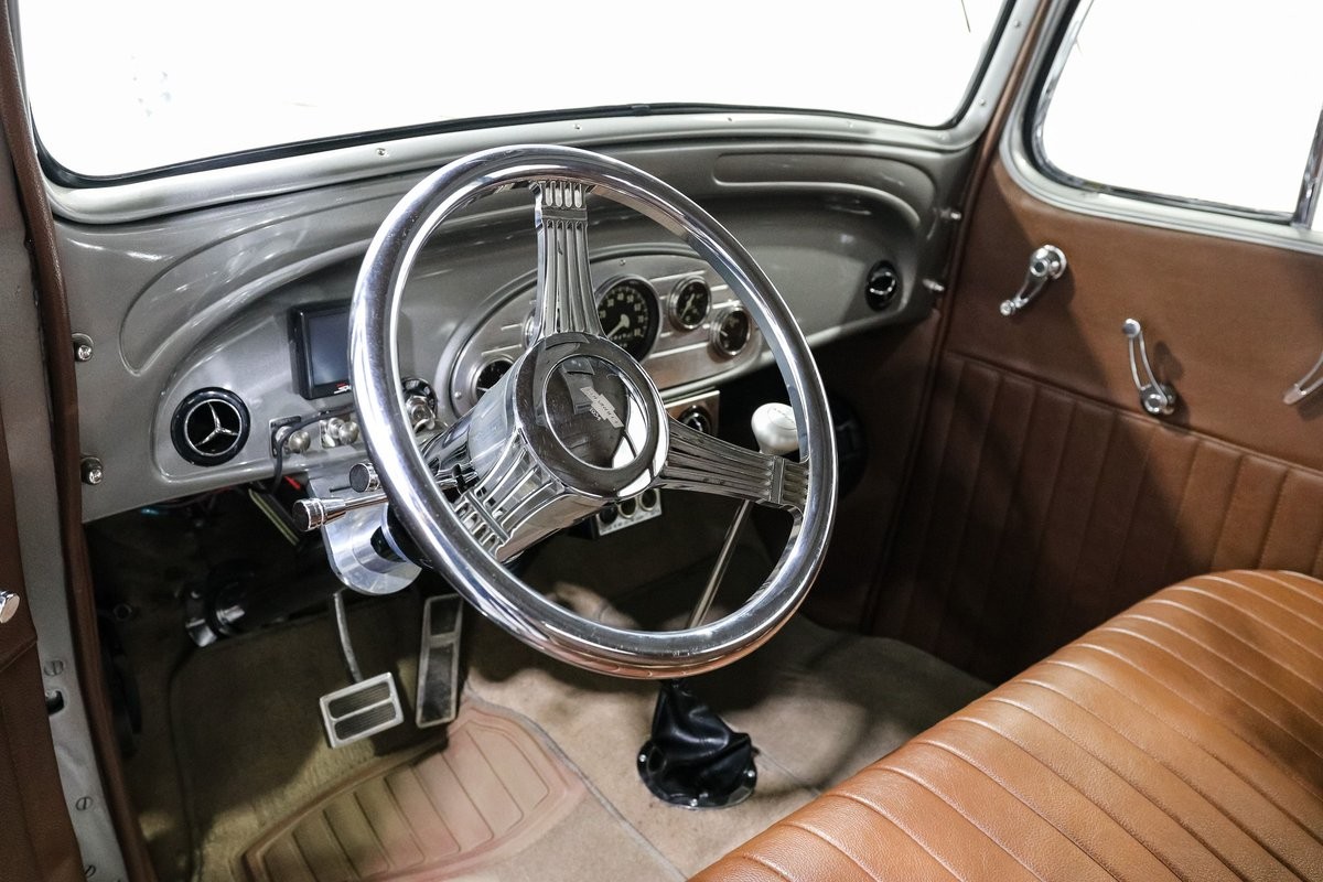 Chevrolet-Tudor-1934-Sedan-12