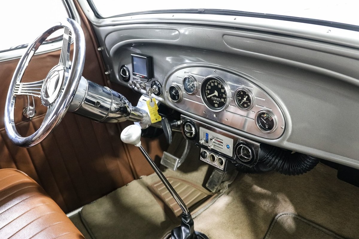 Chevrolet-Tudor-1934-Sedan-18