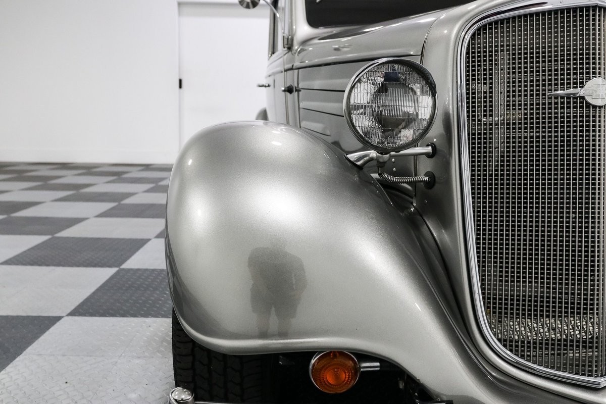 Chevrolet-Tudor-1934-Sedan-22