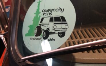 Chevrolet-Van-1979-19