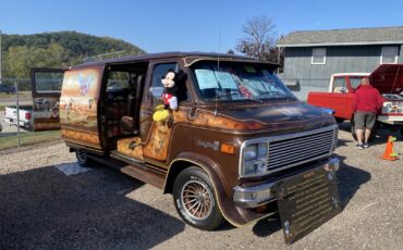 Chevrolet-Van-1979-2