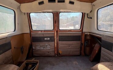 Chevrolet-Van-1980-16