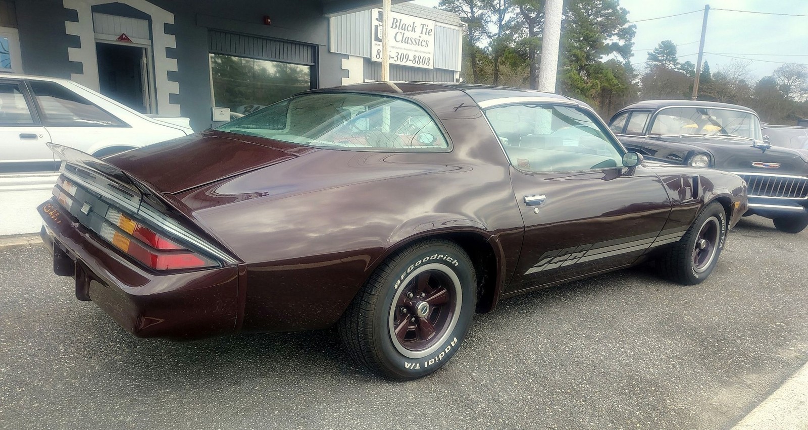 Chevrolet-Z28-1980-T-TOPS-5