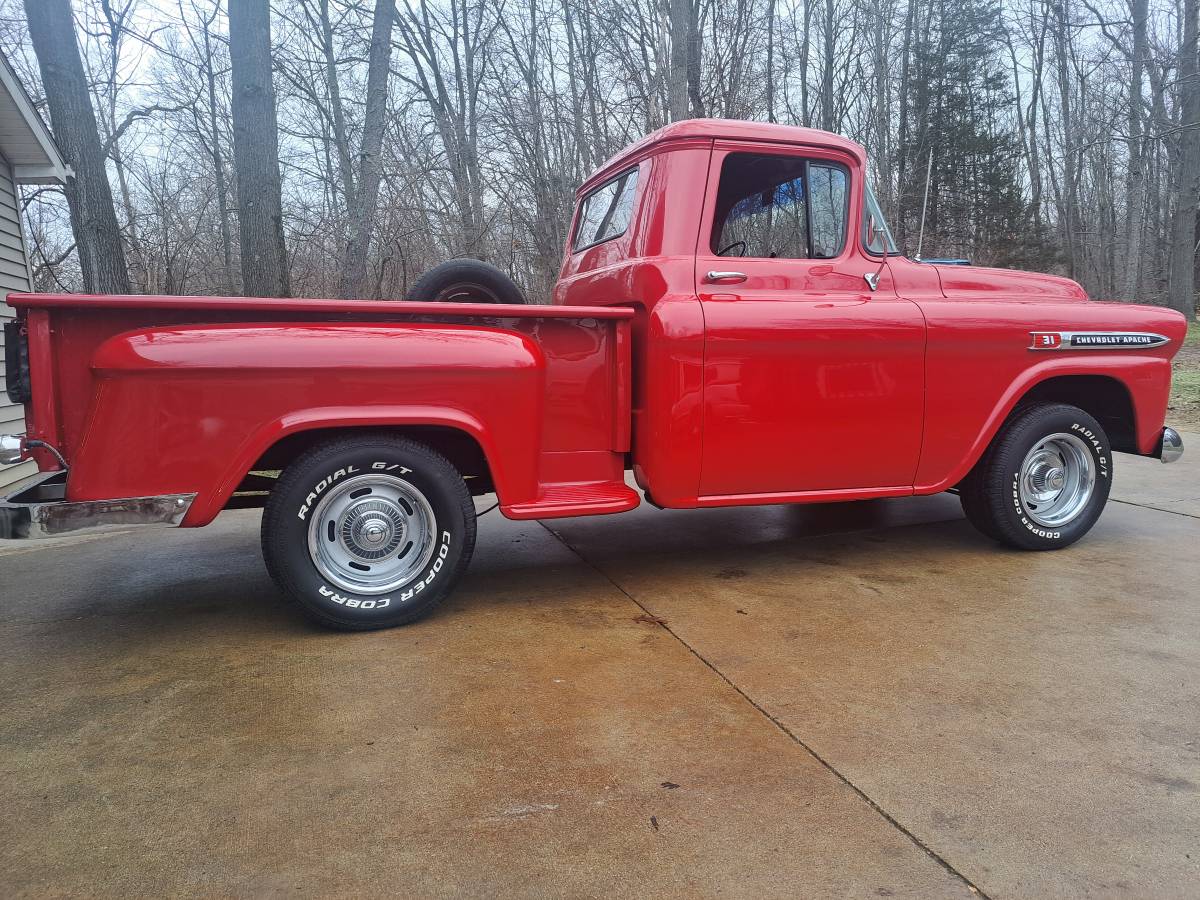 Chevrolet-apache-10-1959-13