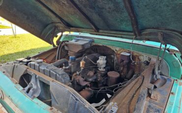 Chevrolet-apache-1960-blue-3